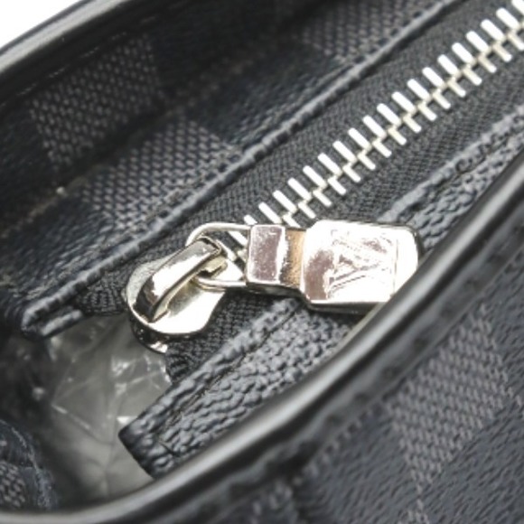 Louis Vuitton Damier Tadao PM Shoulder Bag - Picture 11 of 14